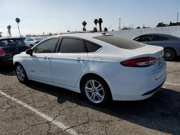 3FA6P0LU0JR110249 2018 FORD FUSION - Image 2