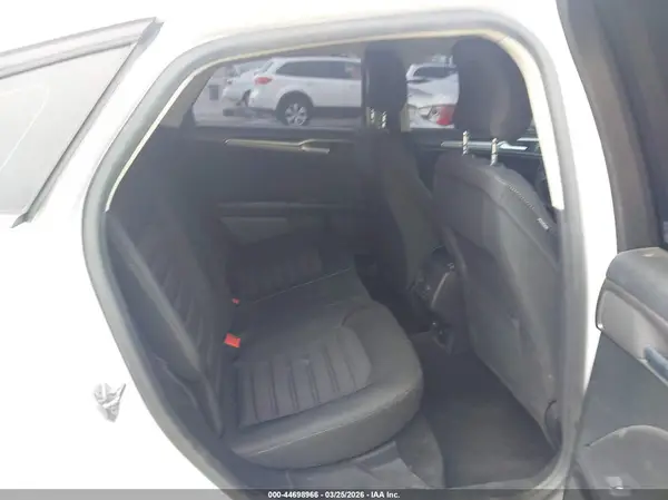 3FA6P0LU0JR110378 2018 FORD FUSION - Image 8