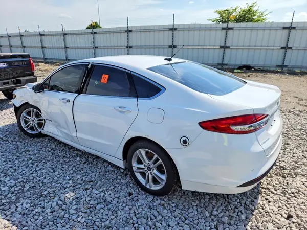 3FA6P0LU0JR118609 2018 FORD FUSION - Image 2
