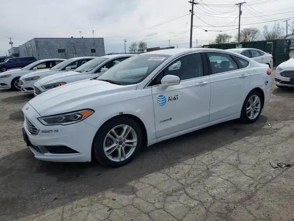 3FA6P0LU0JR118741 2018 FORD FUSION - Image 1