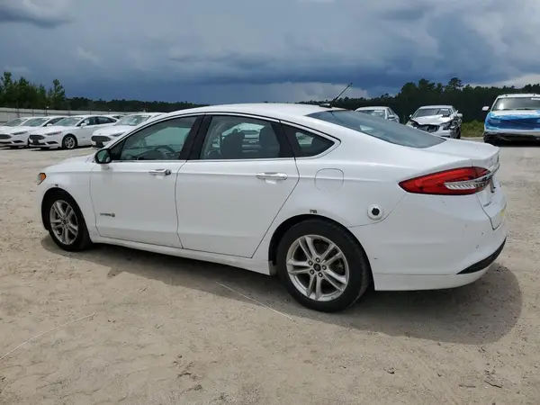 3FA6P0LU0JR118805 2018 FORD FUSION - Image 2