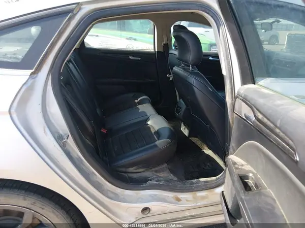 3FA6P0LU0JR124572 2018 FORD FUSION - Image 8