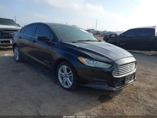 3FA6P0LU0JR124863 2018 FORD FUSION - Image 1