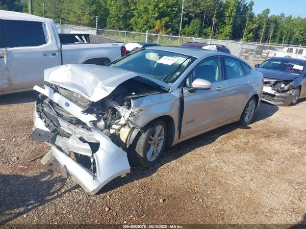 3FA6P0LU0JR128122 2018 FORD FUSION - Image 2