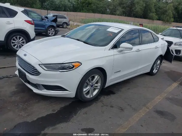 3FA6P0LU0JR129691 2018 FORD FUSION - Image 2