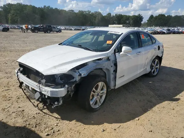 3FA6P0LU0JR129920 2018 FORD FUSION - Image 1