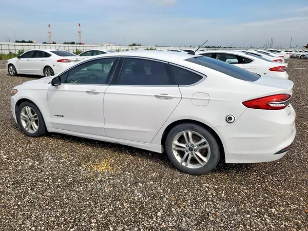 3FA6P0LU0JR129951 2018 FORD FUSION - Image 2