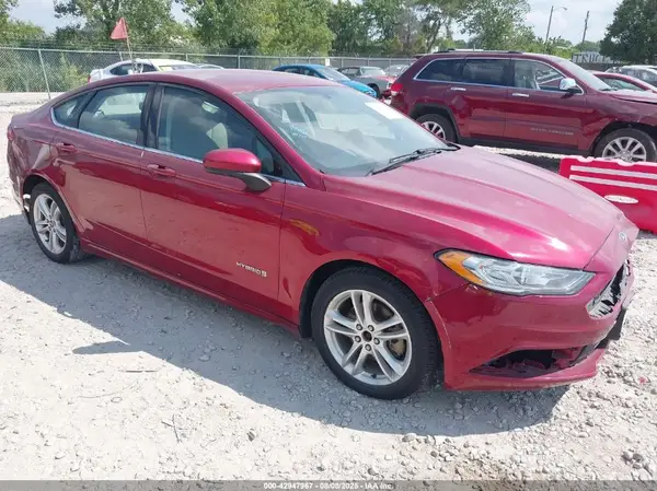 3FA6P0LU0JR140772 2018 FORD FUSION - Image 1