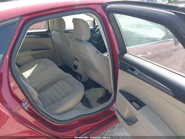3FA6P0LU0JR140772 2018 FORD FUSION - Image 8