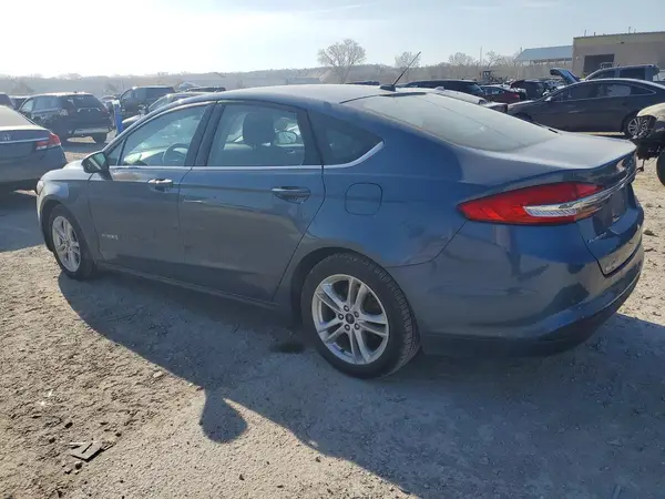 3FA6P0LU0JR147088 2018 FORD FUSION - Image 2