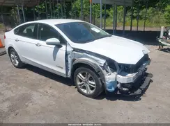 3FA6P0LU0JR150623 2018 FORD FUSION