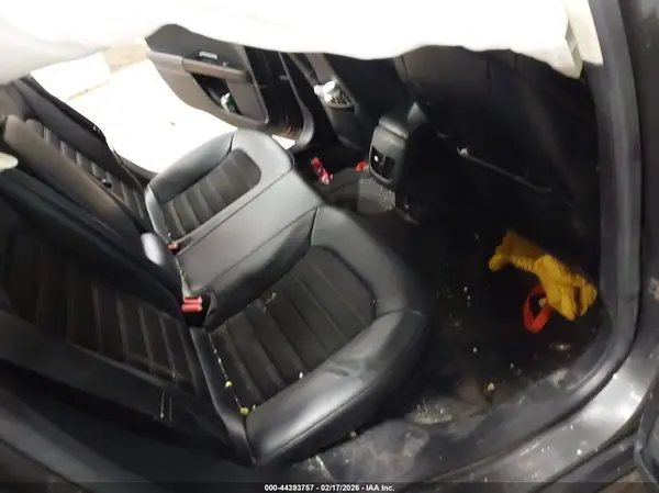 3FA6P0LU0JR155451 2018 FORD FUSION - Image 8