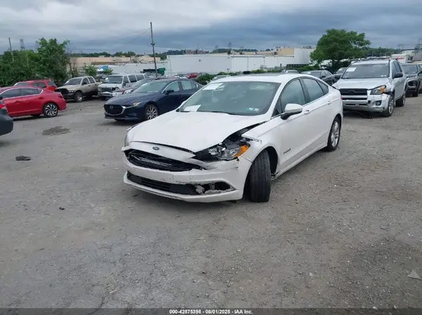 3FA6P0LU0JR157278 2018 FORD FUSION - Image 2