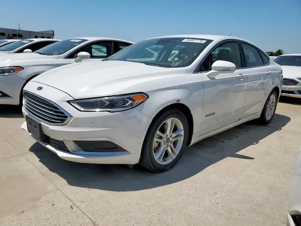 3FA6P0LU0JR171620 2018 FORD FUSION - Image 1