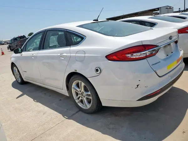3FA6P0LU0JR171620 2018 FORD FUSION - Image 2