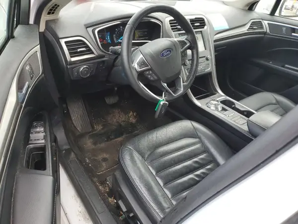 3FA6P0LU0JR172069 2018 FORD FUSION - Image 8