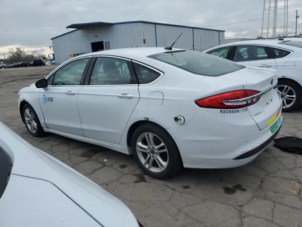 3FA6P0LU0JR172072 2018 FORD FUSION - Image 2