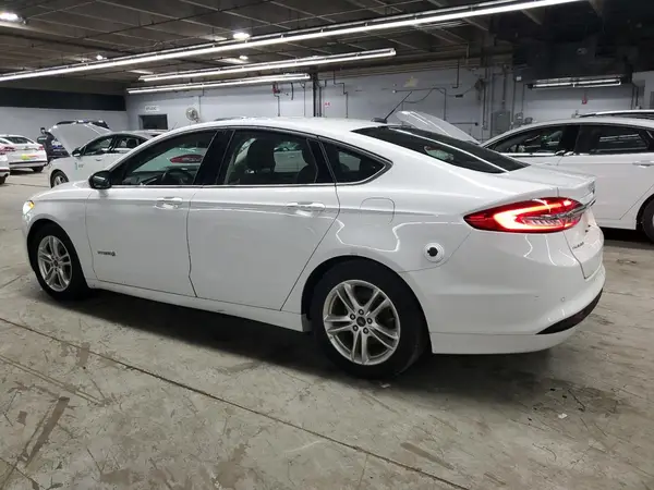 3FA6P0LU0JR172086 2018 FORD FUSION - Image 2