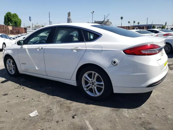 3FA6P0LU0JR172122 2018 FORD FUSION - Image 2