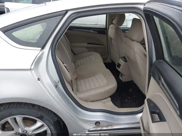 3FA6P0LU0JR172654 2018 FORD FUSION - Image 8