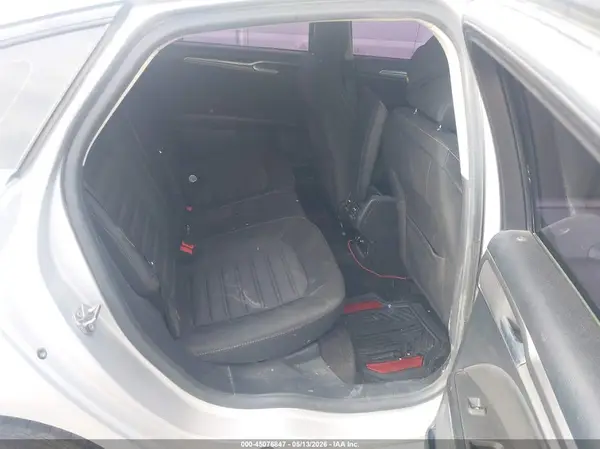 3FA6P0LU0JR173383 2018 FORD FUSION - Image 8