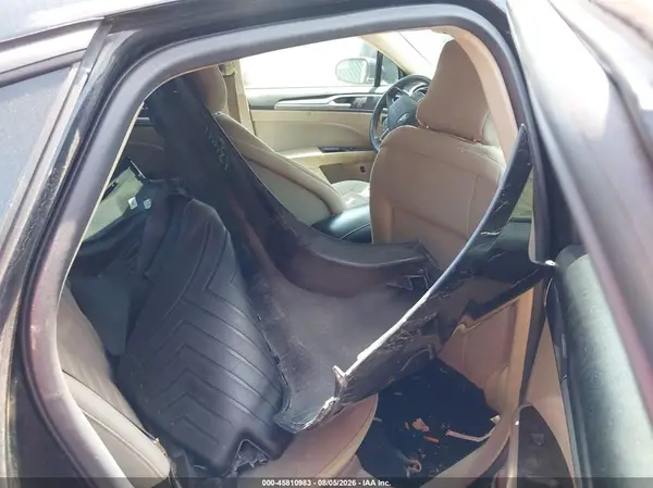3FA6P0LU0JR208102 2018 FORD FUSION - Image 8