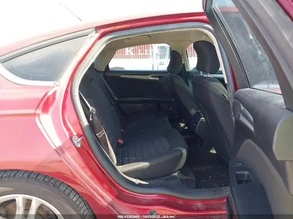 3FA6P0LU0JR218273 2018 FORD FUSION - Image 8