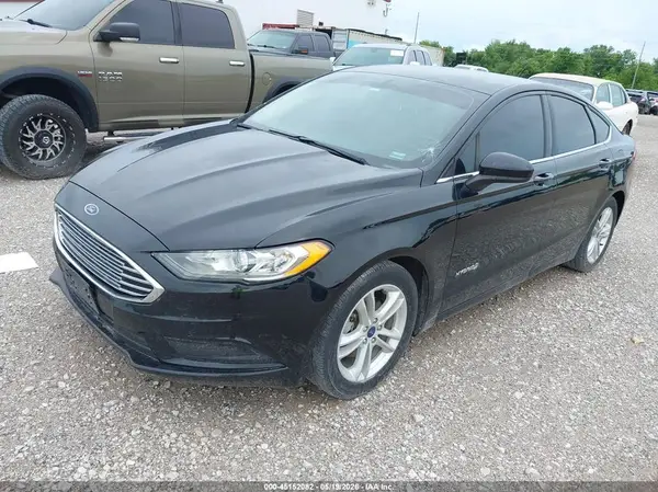 3FA6P0LU0JR220203 2018 FORD FUSION - Image 2