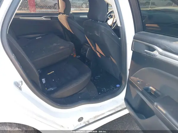 3FA6P0LU0JR222467 2018 FORD FUSION - Image 8