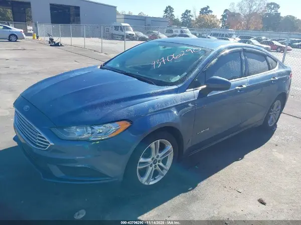 3FA6P0LU0JR234327 2018 FORD FUSION - Image 2