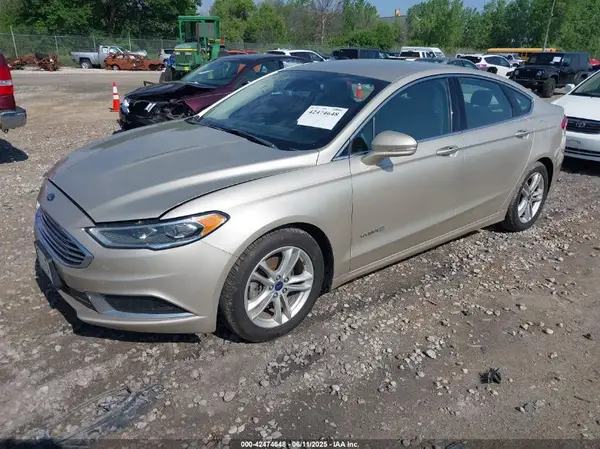 3FA6P0LU0JR234957 2018 FORD FUSION - Image 2