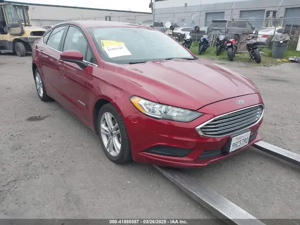 3FA6P0LU0JR235235 2018 FORD FUSION - Image 1