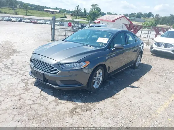 3FA6P0LU0JR235297 2018 FORD FUSION - Image 2