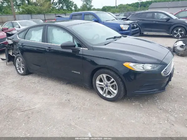 3FA6P0LU0JR241889 2018 FORD FUSION - Image 1