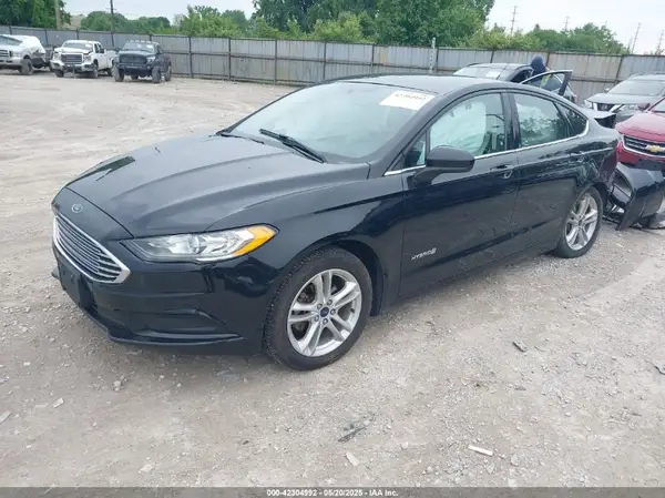 3FA6P0LU0JR241889 2018 FORD FUSION - Image 2
