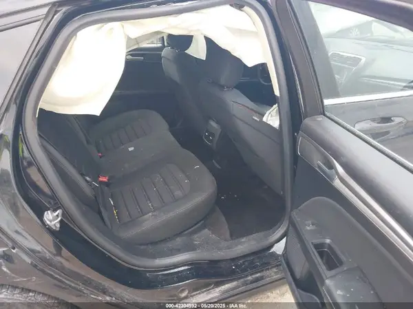 3FA6P0LU0JR241889 2018 FORD FUSION - Image 8