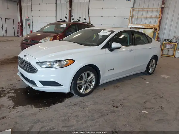 3FA6P0LU0JR247871 2018 FORD FUSION - Image 2