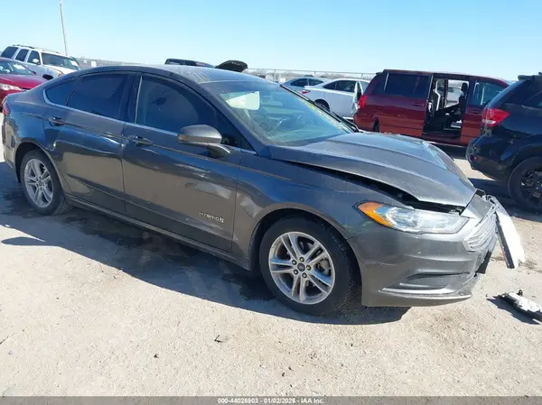 3FA6P0LU0JR247983 2018 FORD FUSION - Image 1