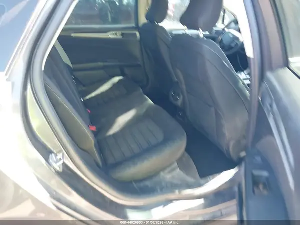 3FA6P0LU0JR247983 2018 FORD FUSION - Image 8