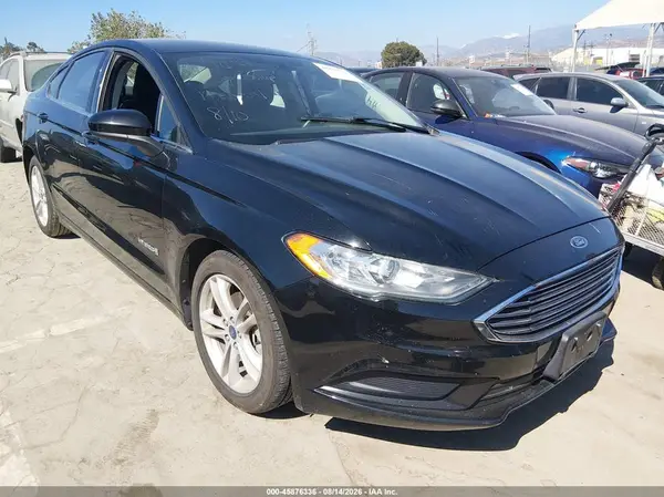 3FA6P0LU0JR254108 2018 FORD FUSION - Image 1