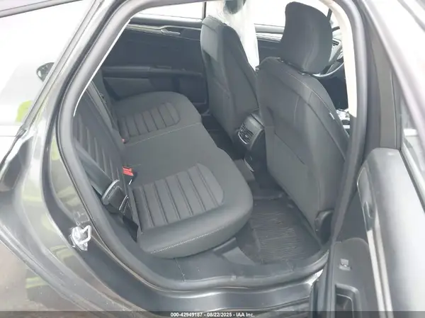 3FA6P0LU0JR270440 2018 FORD FUSION - Image 8