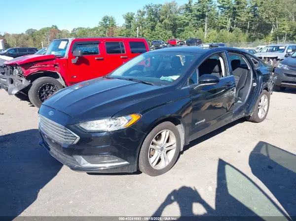 3FA6P0LU0JR272639 2018 FORD FUSION - Image 2