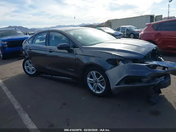 3FA6P0LU0JR274195 2018 FORD FUSION - Image 1