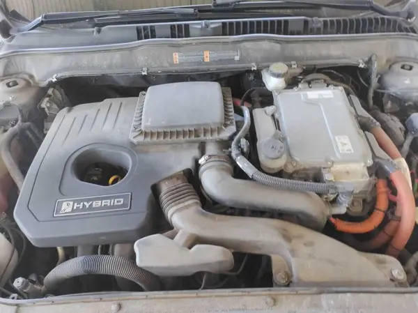 3FA6P0LU0JR278599 2018 FORD FUSION - Image 8