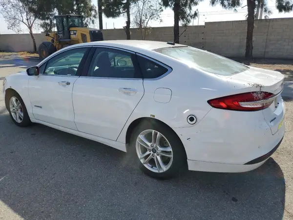 3FA6P0LU0JR278733 2018 FORD FUSION - Image 2
