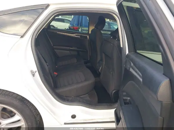 3FA6P0LU0JR284709 2018 FORD FUSION - Image 8