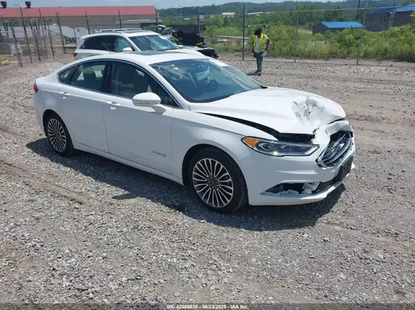3FA6P0LU0JR287240 2018 FORD FUSION - Image 1