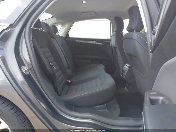 3FA6P0LU0KR100435 2019 FORD FUSION - Image 8