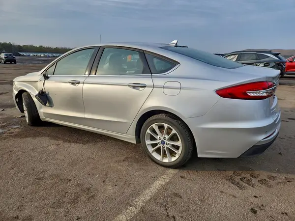 3FA6P0LU0KR110494 2019 FORD FUSION - Image 2