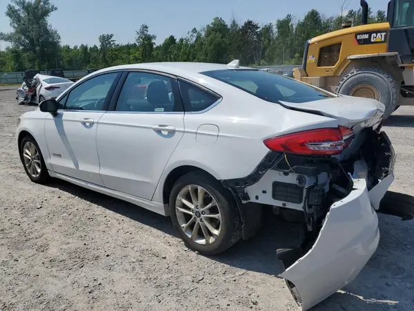 3FA6P0LU0KR110592 2019 FORD FUSION - Image 2